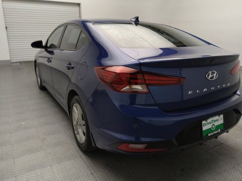 Used 2020 Hyundai Elantra SEL w/ Winter Weather Package FWD image 5