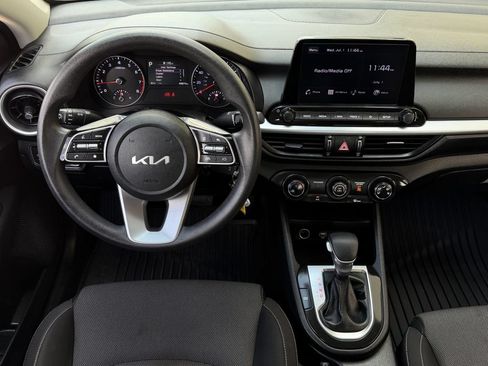 Used 2024 Kia Forte LXS FWD image 11