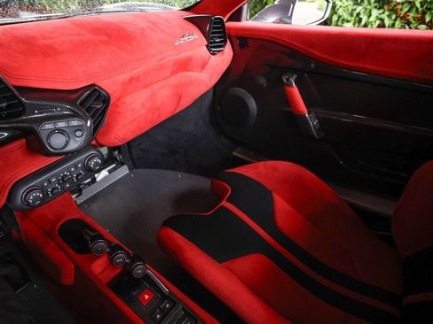 Used 2015 Ferrari 458 Speciale A RWD image 36