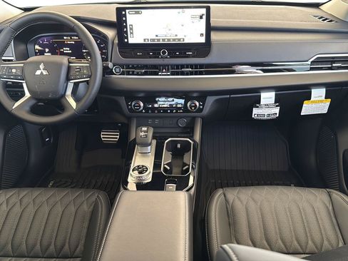 New 2026 Mitsubishi Outlander SEL FWD image 21