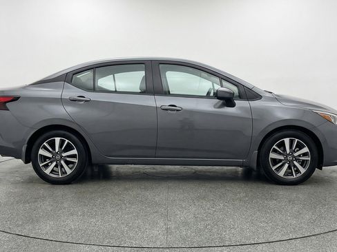 Used 2025 Nissan Versa SV image 11