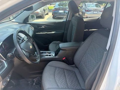 Used 2021 Chevrolet Equinox LT FWD image 13