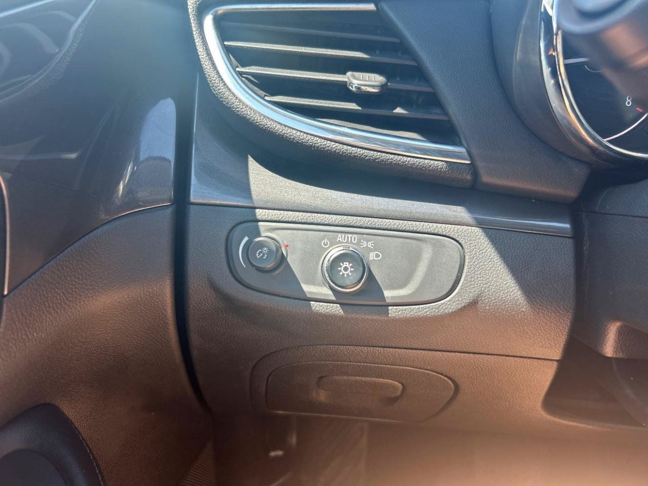 Used 2018 Buick Encore Preferred AWD/4WD image 16
