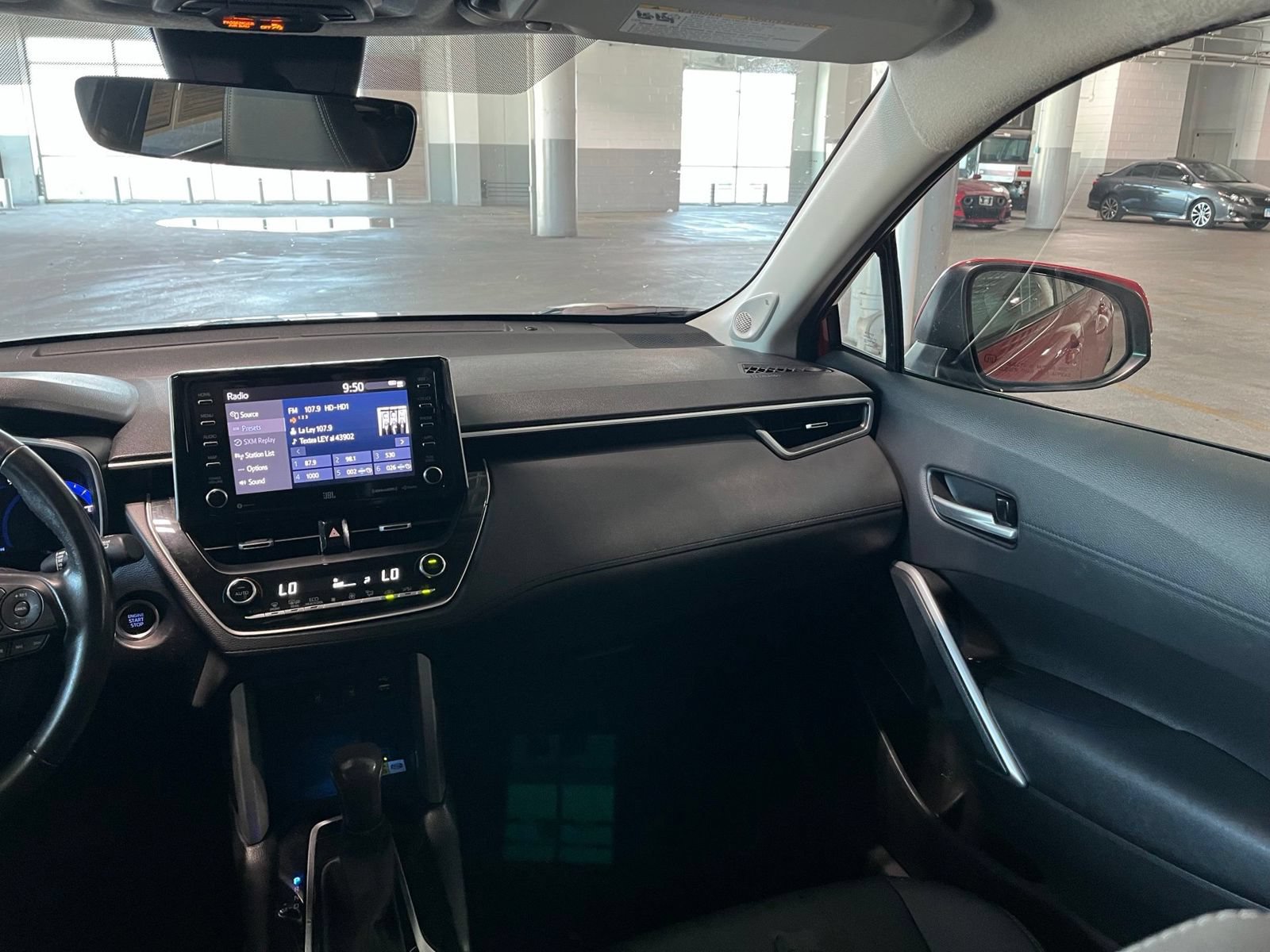 Used 2022 Toyota Corolla Cross XLE w/ Convenience Package AWD/4WD image 41