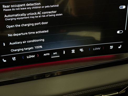 New 2025 Audi Q6 e-tron Premium Plus image 20