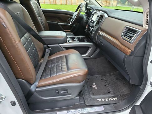Used 2017 Nissan Titan Platinum Reserve w/ Off-Road Package image 14