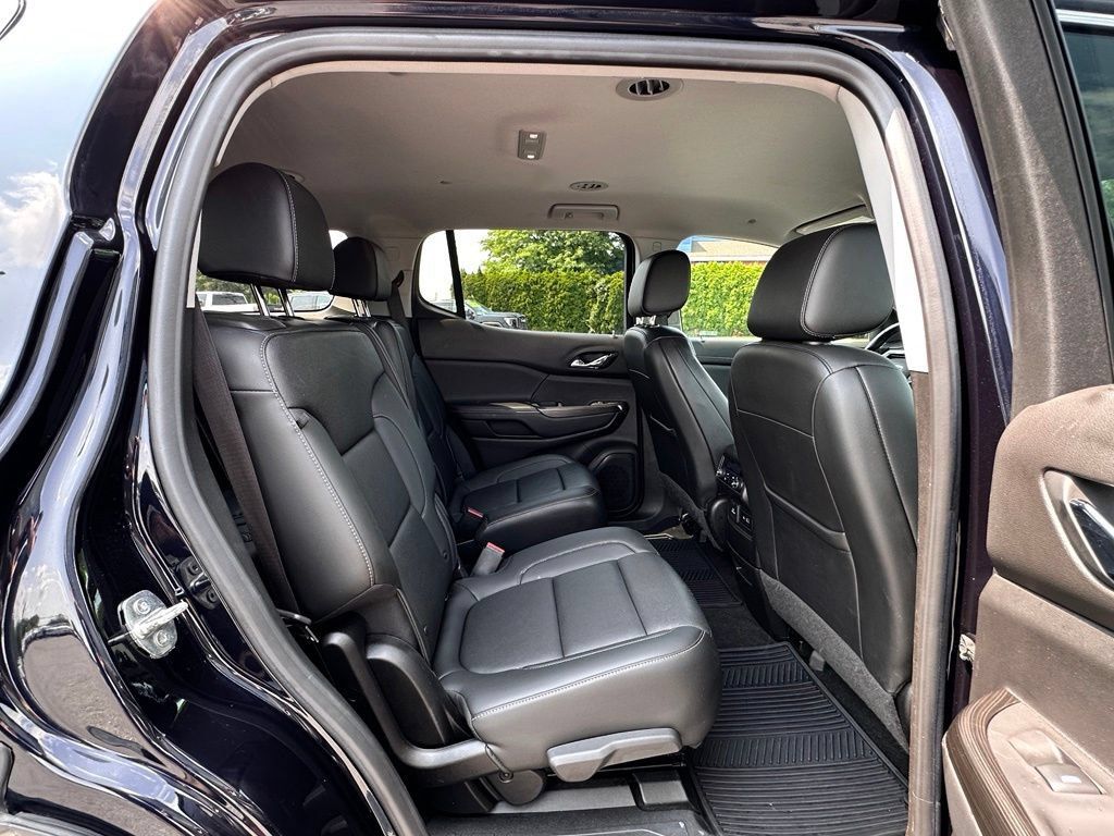 Used 2021 GMC Acadia SLT w/ Premium Package AWD/4WD image 17