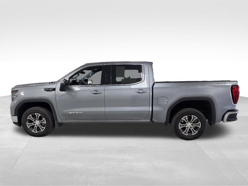 Used 2026 GMC Sierra 1500 SLT AWD/4WD image 10