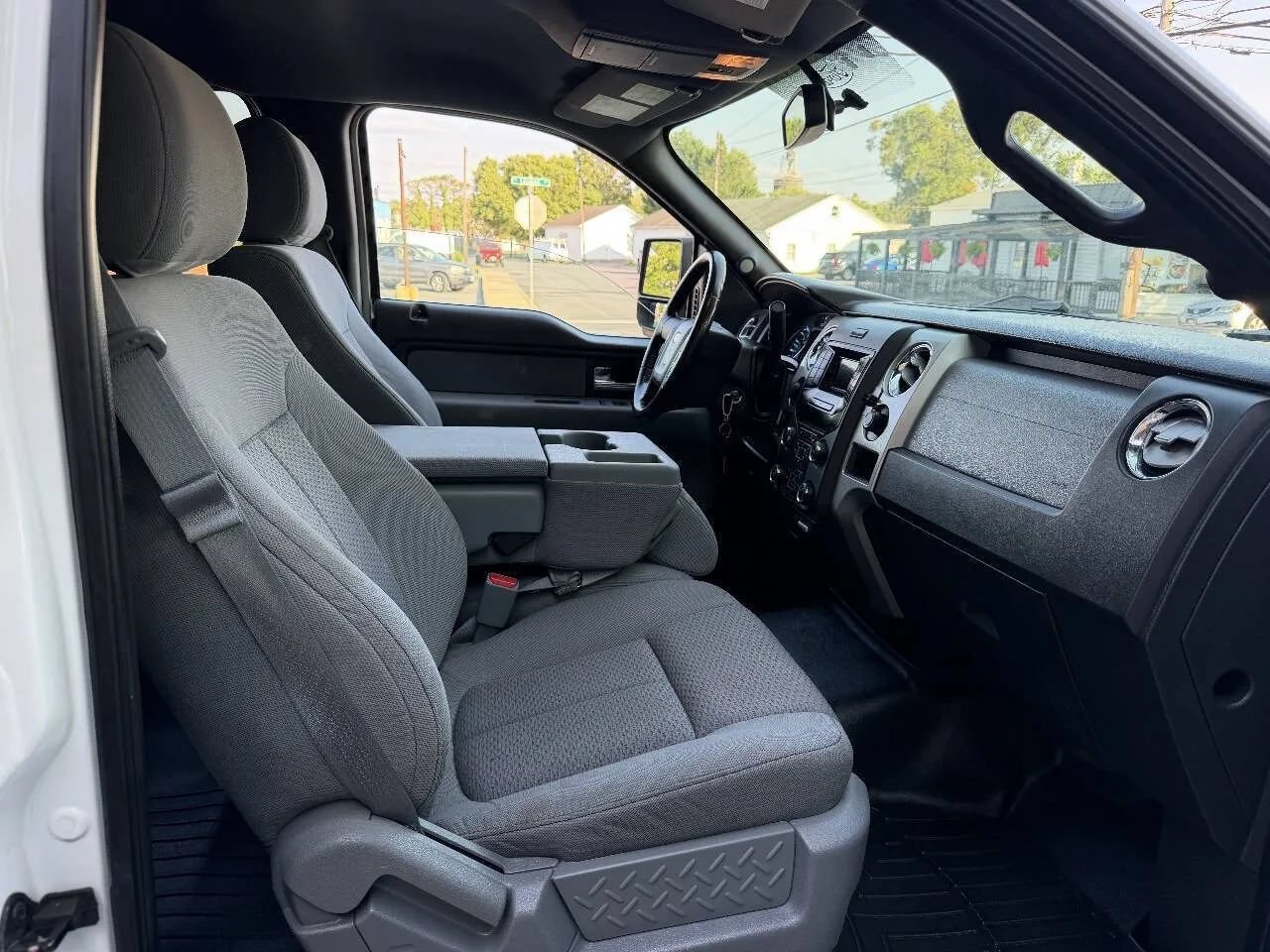 Used 2013 Ford F150 XLT w/ Luxury Equipment Group AWD/4WD image 29