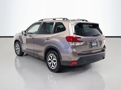 Used 2022 Subaru Forester Premium AWD/4WD image 7