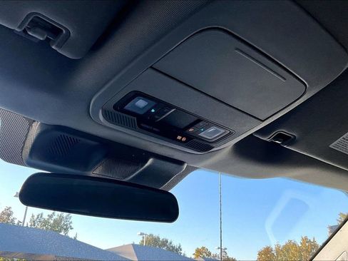 Used 2024 Ford F250 XLT image 52