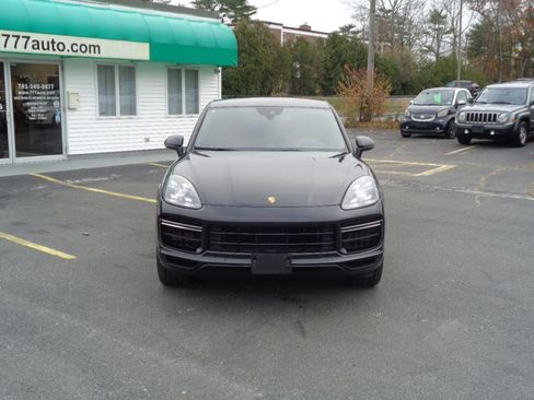Used 2021 Porsche Cayenne Turbo w/ Performance Package (PG2) image 13
