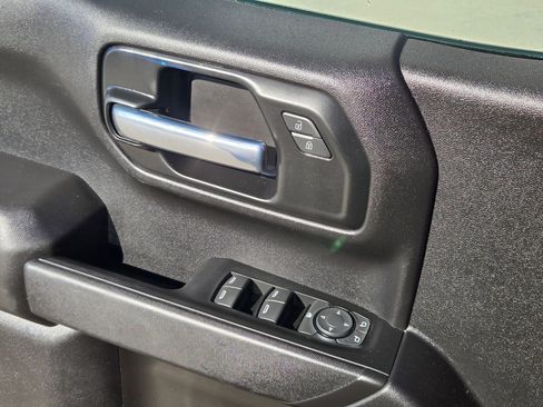 Certified 2025 Chevrolet Silverado 1500 Custom image 12