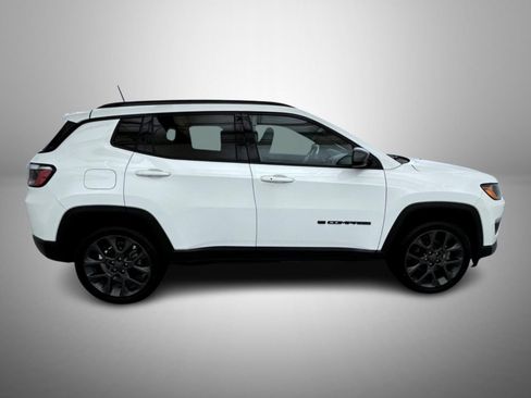 Used 2021 Jeep Compass Latitude AWD/4WD image 4
