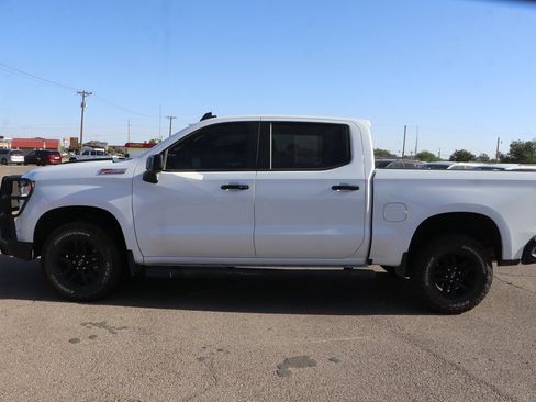 Used 2023 Chevrolet Silverado 1500 LT Trail Boss w/ Protection Package AWD/4WD image 4