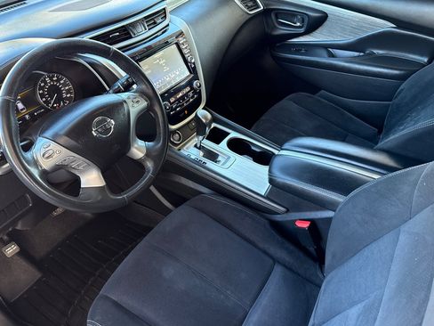 Used 2018 Nissan Murano SV image 11