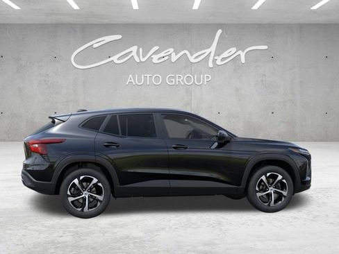 New 2026 Chevrolet Trax RS FWD image 5
