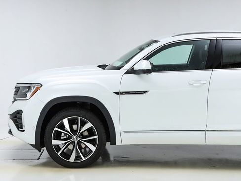 New 2026 Volkswagen Atlas Cross Sport SEL Premium R-Line image 44