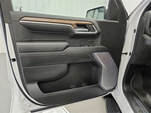 Used 2024 Chevrolet Silverado 1500 High Country w/ High Country Premium Package image 29