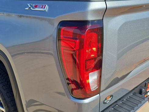 New 2026 GMC Sierra 1500 SLE image 33
