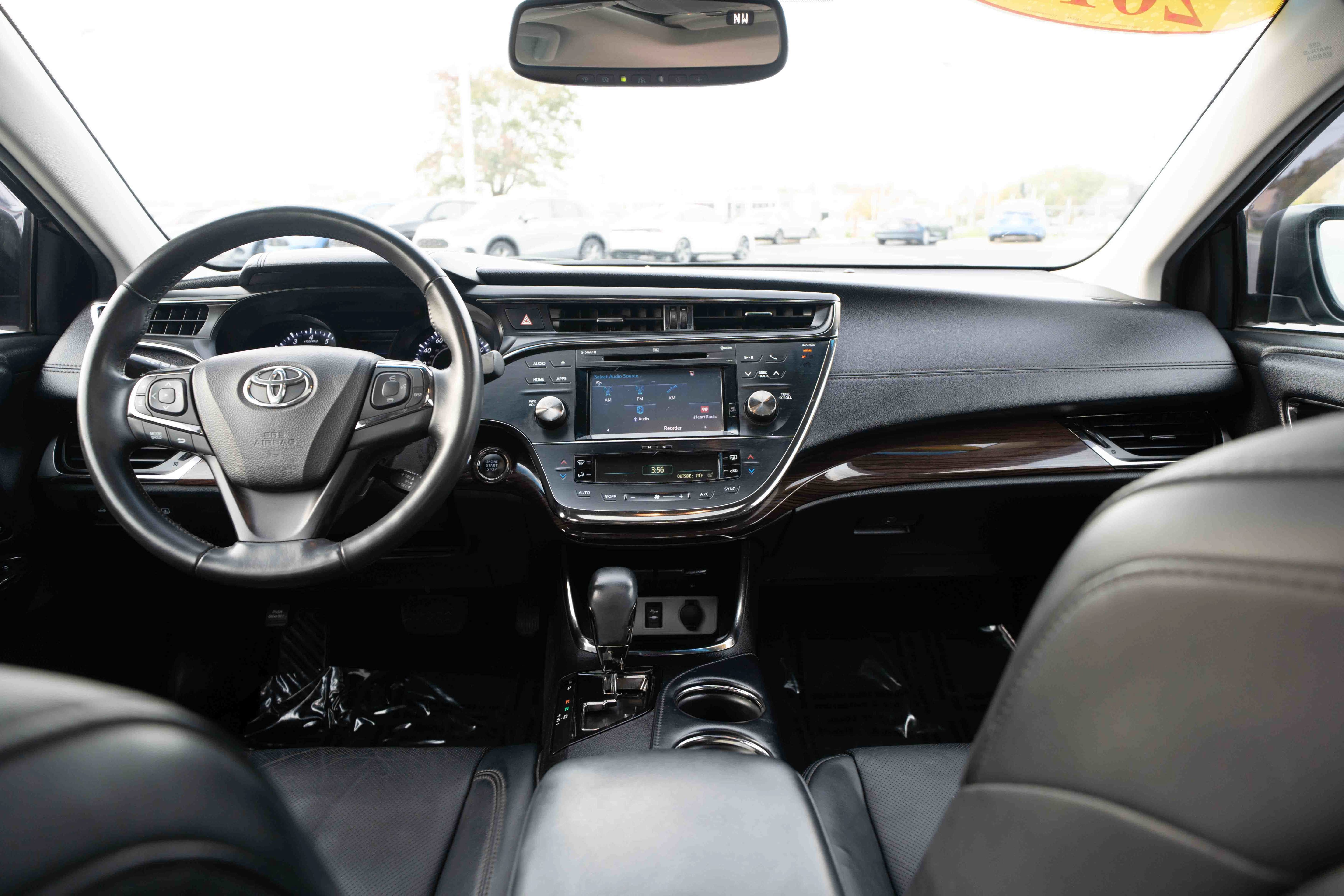 Used 2015 Toyota Avalon Limited FWD image 20