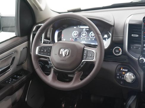 Used 2025 RAM 1500 Laramie AWD/4WD image 14