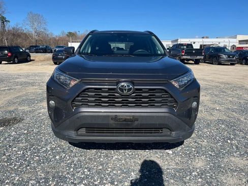 Used 2021 Toyota RAV4 XLE image 8