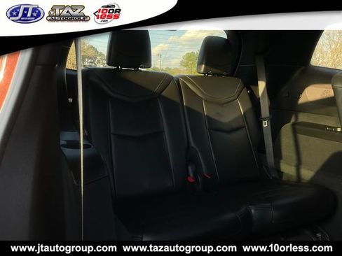 Used 2023 Cadillac XT6 Premium Luxury w/ Technology Package AWD/4WD image 15