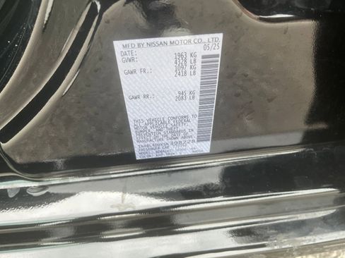 Used 2025 Nissan Altima 2.5 SV FWD image 29