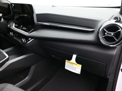New 2026 Chevrolet Equinox LT w/ Safety and Technology Package FWD image 36