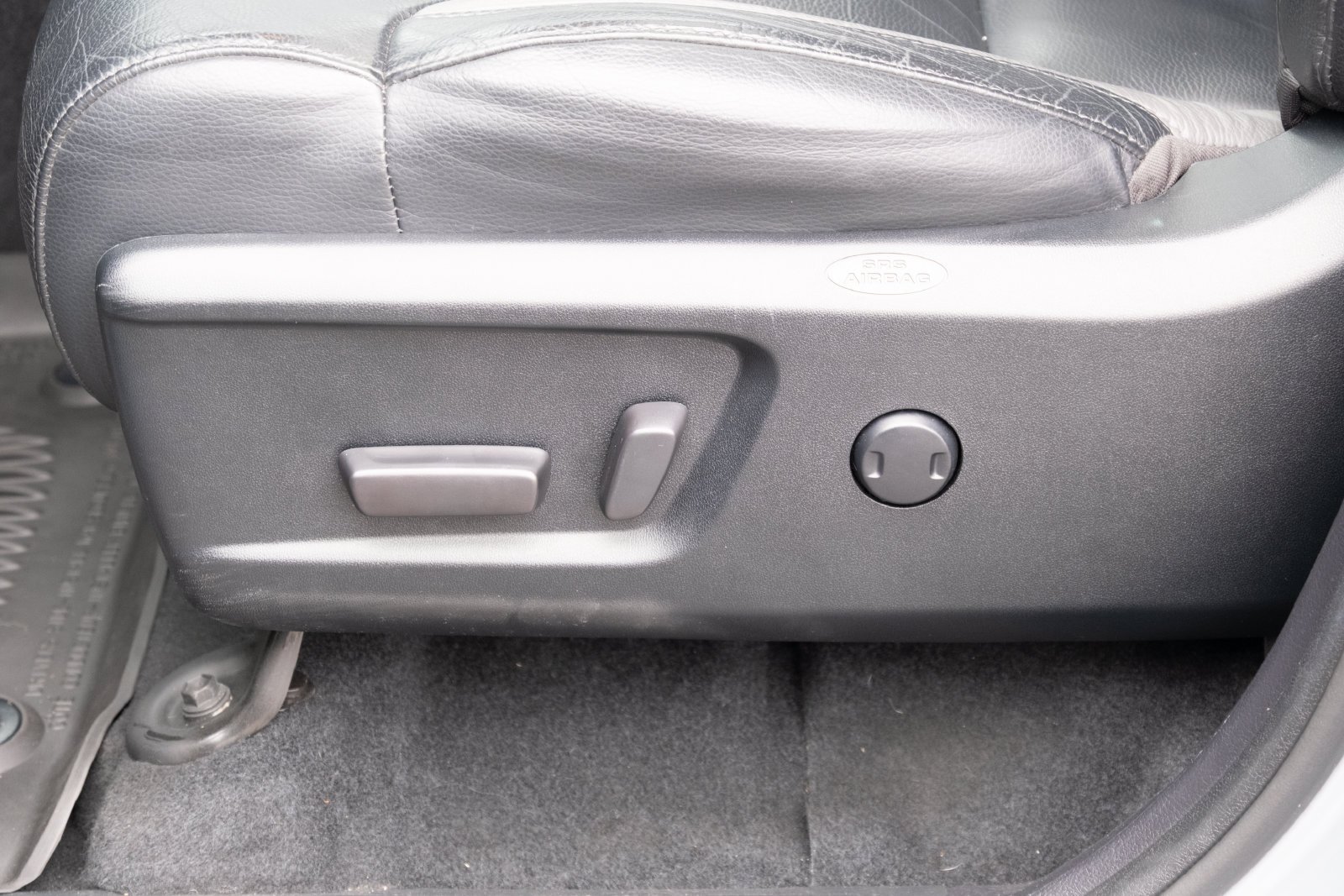 Used 2021 Toyota Tundra Limited w/ Limited Premium Package AWD/4WD image 12