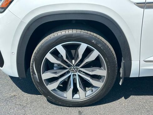 Used 2022 Volkswagen Atlas SEL Premium AWD/4WD image 11