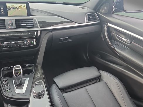 Used 2018 BMW 340i xDrive Sedan w/ Premium Package AWD/4WD image 14