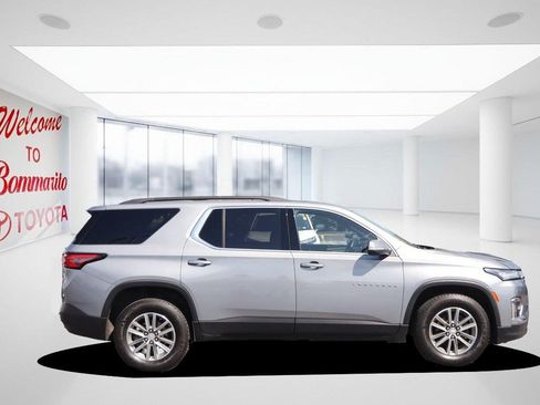 Used 2023 Chevrolet Traverse LT AWD/4WD image 5