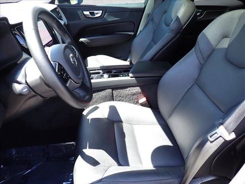 Used 2025 Volvo XC60 B5 Plus AWD/4WD image 13