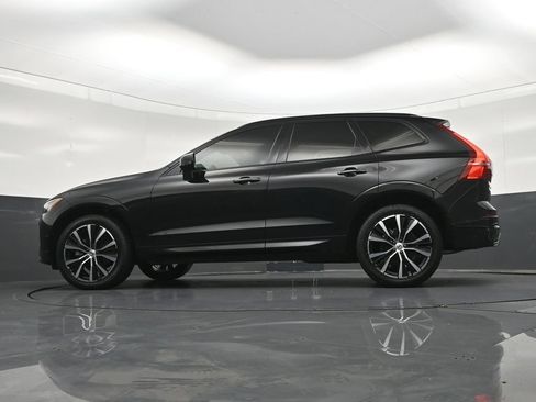 Used 2024 Volvo XC60 B5 Plus AWD/4WD image 24