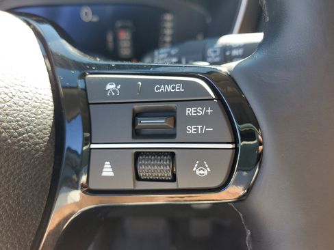 Used 2025 Honda Pilot Elite image 27