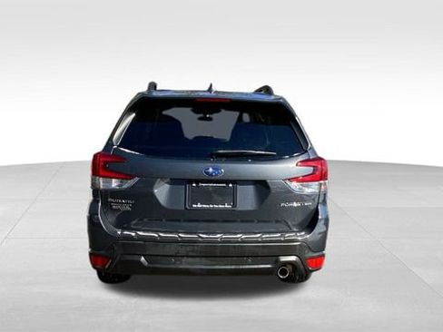 Used 2023 Subaru Forester Limited AWD/4WD image 6