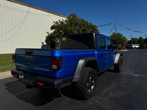 Used 2022 Jeep Gladiator Rubicon w/ Trailer Tow Package AWD/4WD image 2