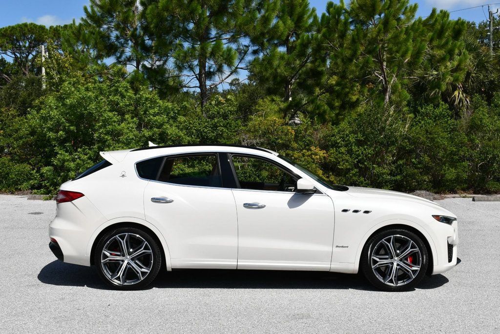 Used 2019 Maserati Levante S GranSport AWD/4WD image 33