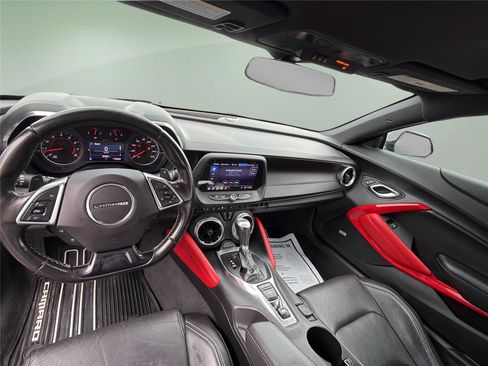 Used 2019 Chevrolet Camaro LT w/ RS Package image 26