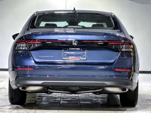 Used 2024 Honda Accord EX image 9