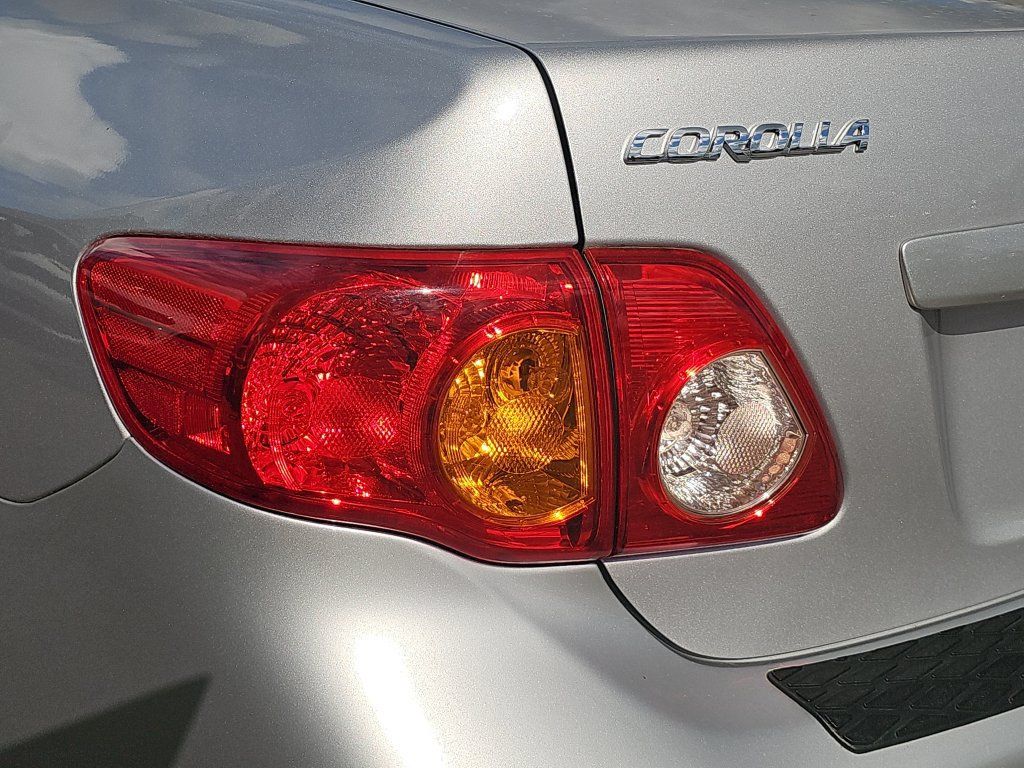 Used 2010 Toyota Corolla LE w/ All Weather Guard Pkg FWD image 14