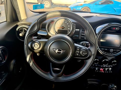 Used 2020 MINI Cooper S w/ Storage Package image 28