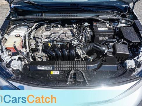 Used 2021 Toyota Corolla LE FWD image 33