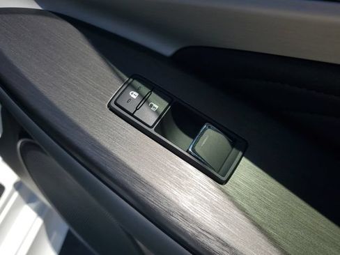 Used 2025 Lexus RC 350 F Sport RWD image 15