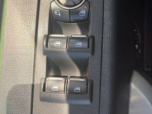 Used 2020 Ford F150 Raptor w/ Equipment Group 802A Luxury AWD/4WD image 11
