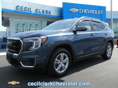 Certified 2024 GMC Terrain SLE w/ Driver Convenience Package