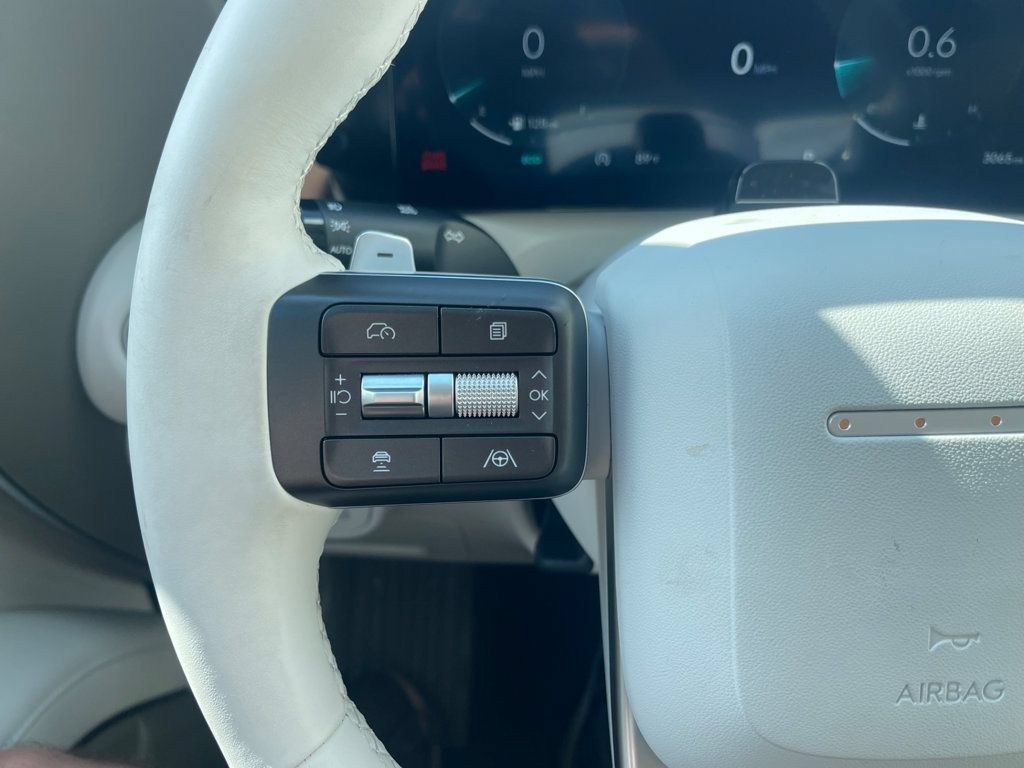 Used 2026 Hyundai Palisade SEL FWD image 15