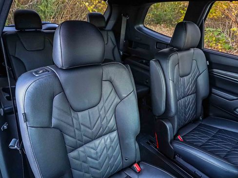 Used 2023 Kia Telluride EX X-Line image 27